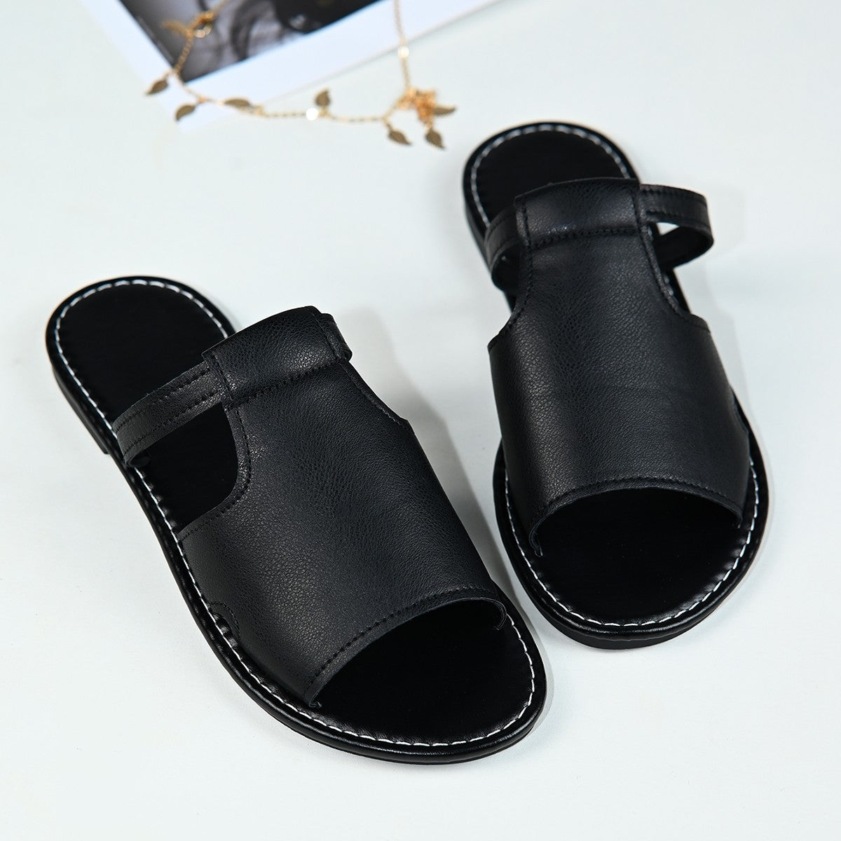 Plus Size Women's PU Flat Sandals