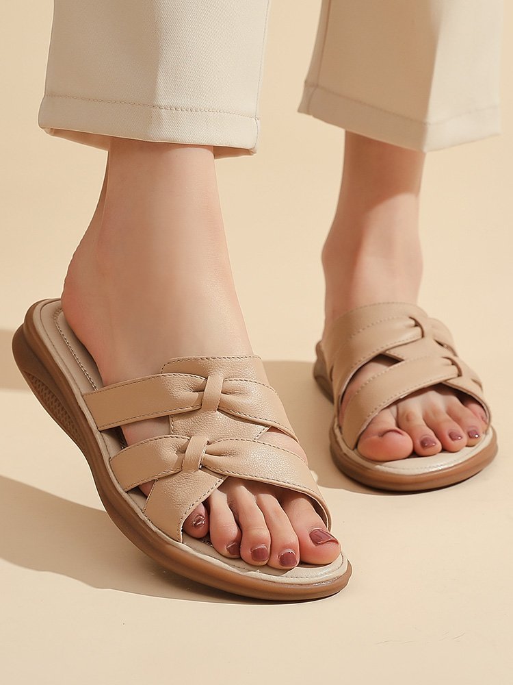 Summer Flat Plus Size Soft Bottom Non-slip Tendon Bottom Soft Leather Sandals